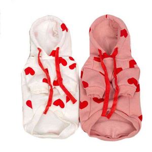 Cute Heart Dog Felpa con cappuccio Felpa Cappotto Autunno Inverno Pet Dog Clothes Outfit Puppy Yorkie Costume Chihuahua Pomerania Abbigliamento 211106