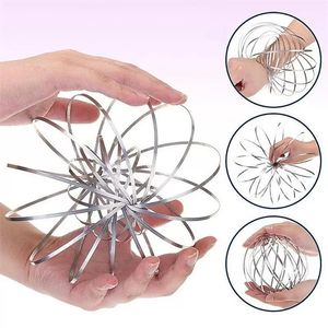 Fidget Magic Flow Ring Toys Toroflux Kinetic Spring Funny Outdoor Game Intelligent Spinner 3D Braccio induttivo Stress Giocattolo di sollievo