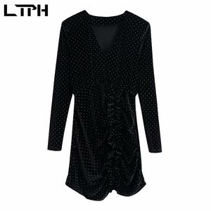 Beading craft French elegant women dress Velvet slim long sleeves all-match sexy Package Hip dresses Spring Autumn 210427