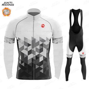 Winter Thermal Fleece Kolarstwo Jersey Zestaw Rower Rowerowy Kolarski Garnitur Mountian Rower Rowerowy Ropa Ciclismo Rower 211006