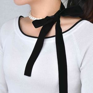 Punk Długi Szeroki Czarny Aksamitna Wstążka Choker Bow Tie Symulowane Pearl Koraliki Charm Kołnierz Naszyjnik Gotycki Biżuteria Prezenty Goth Y0309