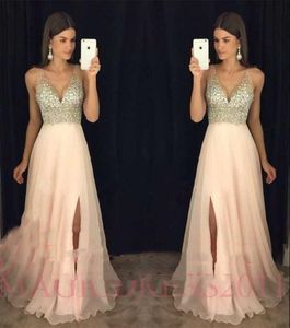 2022 A-Line Pink Chiffon Prom Dresses Squisita perlina Sequins Deep Deep Neck Spalato Piano Lunghezza Abito da sera Abito da passeggio per ragazze convenzionali