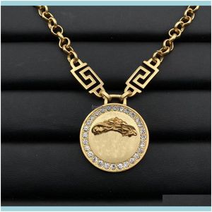 Pendenti Produttori di gioielli Grossista Collane con ciondolo retrò di alta qualità di lusso per donna Uomo Vintage 18K Fashion Brand Design Brass