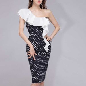 春と夏の韓国のファッションエレガントな気質OL女性のドレスフリルの水玉パッケージhip 210615