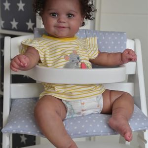 NPK 50 cm flexível Bebe Bebe Reborn Bebé Menina Maddie Pele Preta Africano Americano Bebê Bebê Handrooted Hair com garrafa e pacifier 220315