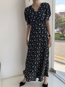 Kadın Şifon Elbise Yaz Moda Kadın Kısa Kollu V Yaka Vintage Baskılı Çiçek Günlük Elbiseler A-Line Vestidos 210423