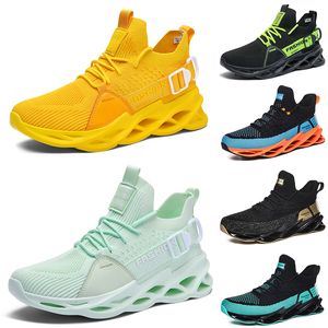 fashion high quality men running shoes breathable trainers wolf grey Tours yellow teals triple blacks Khaki green Light Brown Bronze mens outdoor sports sneakers