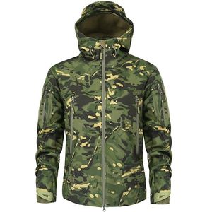 Piesze wędrówki Kurtki Mężczyźni Kamuflaż Wojskowy Tactical Jacket Jesień Zima Shark Skin Soft Shell Wodoodporna Kurtka Windbreaker 210819