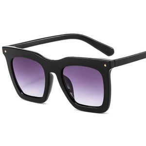 Óculos de sol Desdolos Luxo Quadrado Mulheres 2021 Moda Sol Óculos Senhoras Marca Designer Vintage Laranja Blue Shades UV400