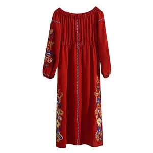 Black Red Off The Shoulder 3/4 Sleeve Embroidery Split Knee Length Dress Elegant Autumn Slash Neck Floral D0749 210514