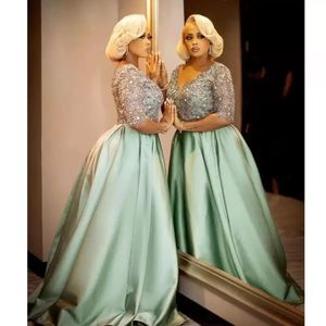 Mint Green Two Pieces Prom Dress Evening Gowns V Neck Short Sleeve Beaded Prom Gowns Arabic Aso Ebi Satin Graduation Dress