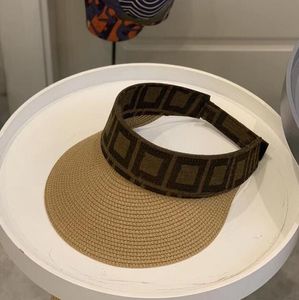 Designer Woman Raffia Sun Hats Anti-UV Female outdoor Visor Caps Hand Made Straw Cap Casual Wide Brim Foldable Hat Empty Top Beach Travel Caps