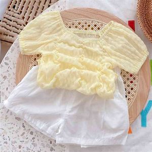 Sommar tunn Ruffle Top + Shorts 2pcs Klädsuppsättningar för tjejer Barnens shorts 210528