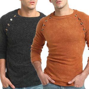 2018 새로운 따뜻한 남성 패션 스웨터 캐주얼 버튼 장식 니트 풀오버 SWORETER 솔리드 컬러 긴 소매 스웨터 Y0907