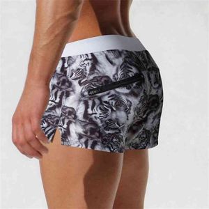 Homens Beach Shorts Impressão Praia Pant Calça Quick Seco Masculino Respirável Troncos Verão Natação Shorts 210515