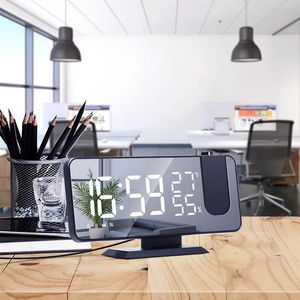 Diğer Saatler Aksesuarları LED Dijital Akıllı Çalar Saat FM Radyo İzle Masa Elektronik Masaüstü USB ile 180 ° Zaman Projektör Erteleme Snooze
