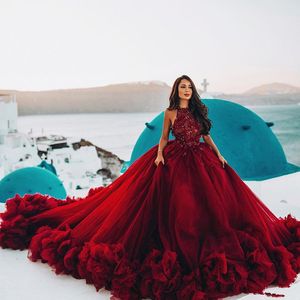 2022 Dark Red Ball Gown Wedding Dresses Halter Neck Beaded Cascading Ruffled Bridal Gowns Sequined Tulle Cathedral Train robes de mariée