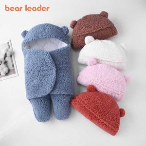 Bear Leader born Baby Winter Rompers Autumn Kids Infant Fleece Jumpsuits Baby Boys Girls Cartoon Sleeping Bag Warm Clothing 210708