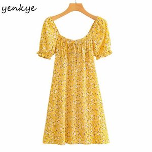 Floral Impressão Amarelo Feriado Vestido de Verão Mulheres Sexy Square Neck Slow Sleeve A-Linha Mini Prairie Chic Vestido 210514