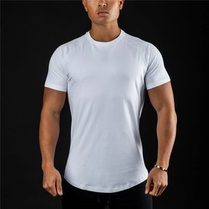 Fitness Solid Workout Tee Top Siłownia Mężczyźni Bawełna Oddychająca Sport Koszulka Krótki Rękaw Summer Moda Marka O-Neck Slim Fit Tshirt 210421