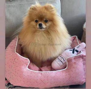 ファッションブラウン幾何学犬のケネル暖かいデザイナーケンネルパッドプリントレザーチェック布犬のベッド小さな中犬のための犬のベッドSchnauzerプードルフレンチブルドッグM06