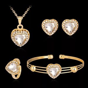 Orecchini Collana ZOSHI Fashion Love Heart Set di gioielli per le donne Ciondolo in cristallo Costume da sposa Anello con catena in oro