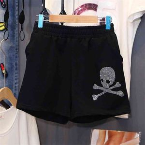 Crânios Furando Shorts Mulheres Verão Preto Elástico Cintura Calças Rua Casual Feminino Feminino Moda Movimento 210719