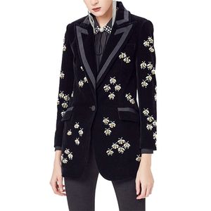 Top Fashion Women's High Street Luxury Black Velvet Blazers Notched Animal Bee Beading Fit Blazer Coat 211122