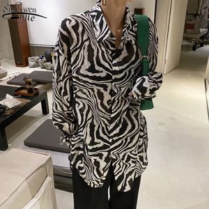 vintage Women Shirts Loose Plus Size Streetwear Cotton Top Female Long Sleeve Zebra Pattern Shirt Sun Proof Blouse 11913 210427