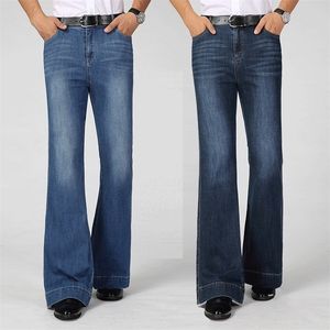 Jeans Herr Casual Enfärgad utsvängda byxor Mode Streetwear Byxor med vida ben Lösficka Boot Cut Punk Plus Size 220312