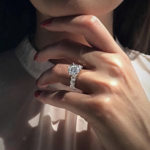 Unique Design 925 Sterling silver Promise 3ct Diamond Ring Engagement Wedding Finger Rings Sets for women White pink gold Gemstone Fine Jewelry