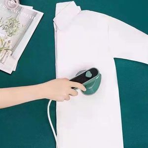 Mini nowy styl Handheld Garment Iron Machine Przenośne gospodarstwo domowe Małe żelazko parowe A39