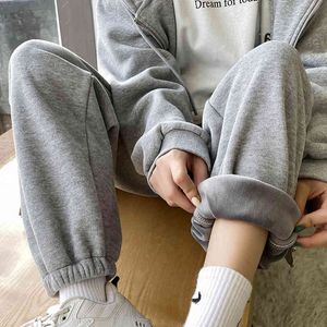 Winter Women's Sweatpants Solid Color Keep Warm Plus Velvet Loose Gray Tie Feet All-Match Casual Harem Pants 210514