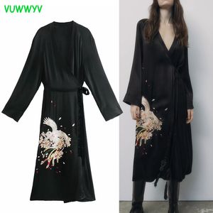 VUWWYV Black Contrast Phoenix Embroidery Dress Women Long Kimono Vintage Wrap Maxi Woman Full Sleeve Belt es 210430