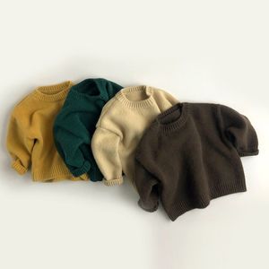 秋の冬の赤ちゃんセータープルオーバーキッズボーイズガールズセーター温かい厚い柔らかい編みのソリッドロングスリーブトップスセーターアウトウェア