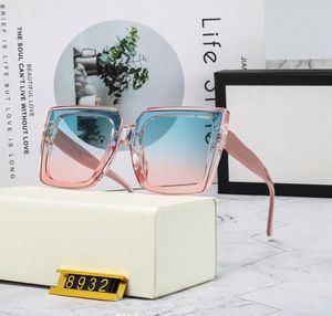 Großhandel Luxus-Designer-Sonnenbrillen für Männer Frauen Piloten-Sonnenbrillen von hoher Qualität 8932 Klassische Mode Adumbral Brillenzubehör Lunettes de Soleil mit Etui