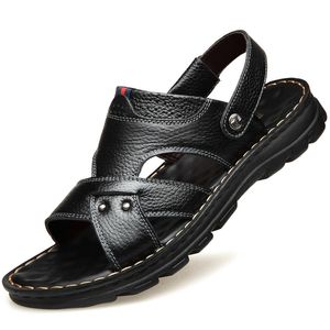 2023 Summer Men's Slipper Leather Casual Beach Shoes Fashion and Bekväm slitage Huvudlager Cowhide Sandaler 39-44