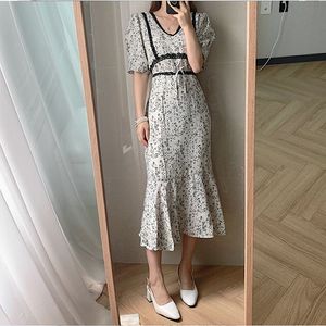 2 colors Women Summer Sweet Long Chiffon Floral Mermaid Dress V Neck Slim Waist Lace Patchwork Womans (N0006) 210423