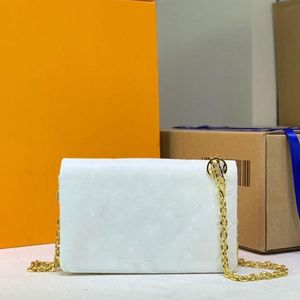 디자이너 패션 여성 가방 2021 크로스 바디 고품질 가죽 허리 가방 배열 꾸미는 장식품을 클러치 텍스처로 사용할 수 있습니다.