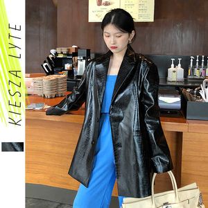 フェイクレザージャケットの女性春の緩い黒人PUブレザーコートシックストリートウェアファッションのoutwear 210608