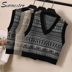 Spring Autumn Knitted Sweater Vest Women Black Sleeveless Short Waistcoat Female Korean Style Chic Cropped Tops 210421