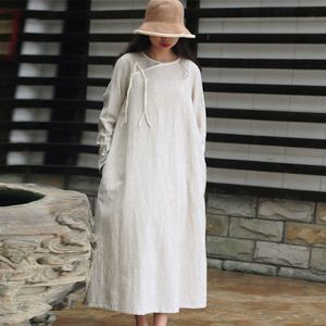 Johnature Autumn Retro Jacquard O-neck Plate Buckle Long Sleeve Dresses Cotton Linen Comfortable Women Plus Size Dress 210521