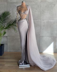 ASO EBI Arabiska kvällsklänningar med wrap Silver Långärmad Beaded Lace African Mermaid High Split Formell 2021 Prom Dress Pageant Wear