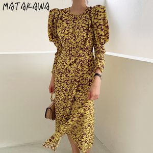 Matakawa plissado cintura vestidos retro elegante leopardo impressão em torno do pescoço midi vestidos coreia chique comprido manga de manga para as mulheres 210513