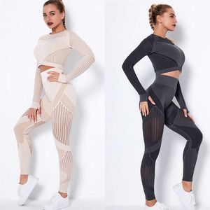 Conjuntos de ginásio de malha oco para mulheres 2 peças de cintura alta yoga leggings + recortado top seamless tracksuit roupas se adapta 210930