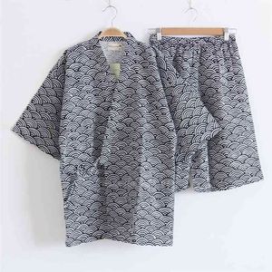 Sommar pyjamas set för män japanska traditionella kimono yukata topp shorts kläder kostym samurai manlig sömnkläder badning 210812