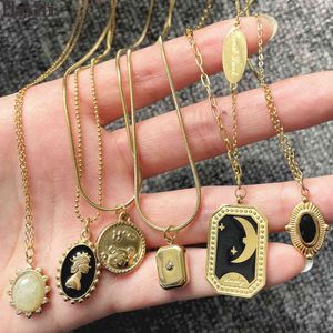 HangZhi 2021 New Vintage Black Enamel Moon Star Portrait Stainless Steel Pendant Necklaces for Women Gold Necklace Jewelry Gifts G1206