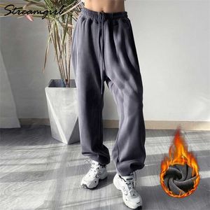 Autumn Winter Fleece Pants Women Warm Loose Gray Sweatpants For Women Thick Velvet Pants Wide Woman With Elastic Band 211216