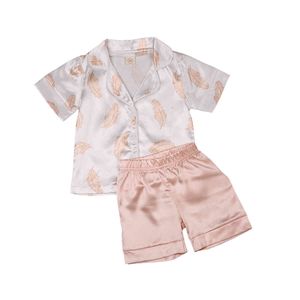 1-6Y Summer Toddler Kid Baby Girl Pajama Set Fjäder Skriv ut Kortärmad Casual Sleepwear för barn Outfits 210515