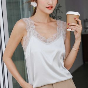 Korean Fashion Silk Women Tops Satin V-neck Camisole Top Plus Size Woman Lace Camis Sexy Sleeveless Tanks Tees 210531
